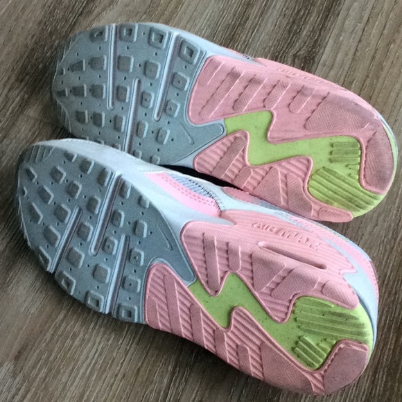 Nike Air Max - Picture 3 of 4